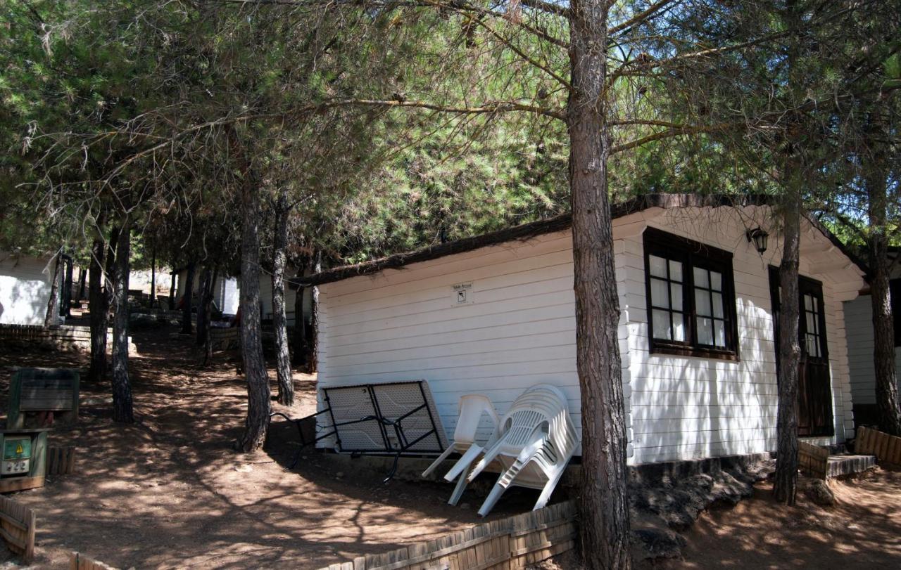 Camping Valdearenas Iznájar エクステリア 写真